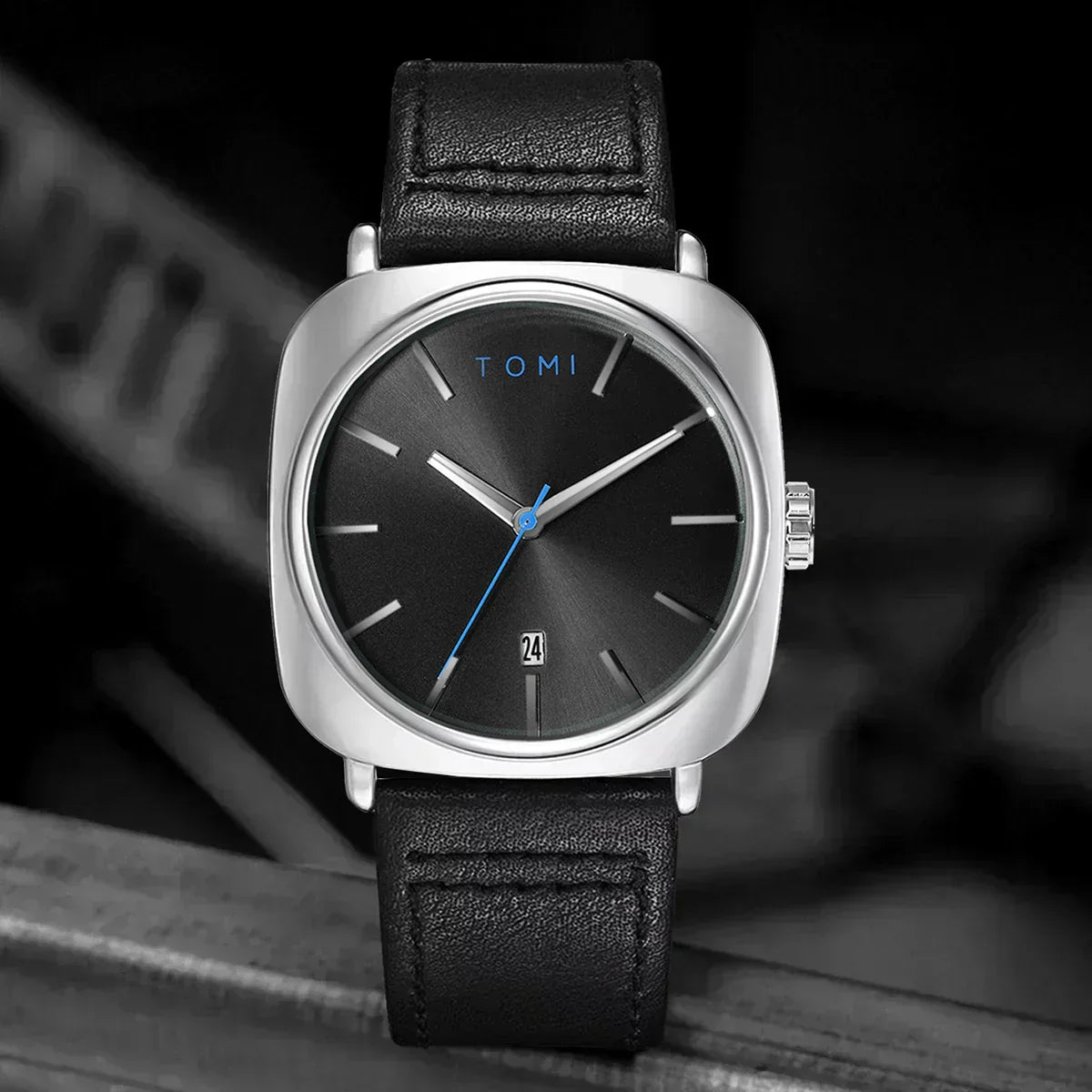 Monaco Minimal Watch D'Luxe